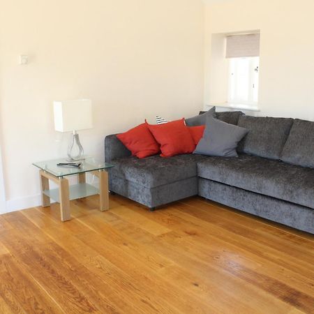 Stratfield Mortimer Little Park Farm Queen Anne Farmhouse & Apartments מראה חיצוני תמונה
